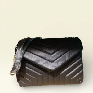 Borsa SARAH V1 Pelle Artificiale Nero con Tracolla Catena Elegante e Versatile per Ogni Occasione con Ampio Spazio Interno...