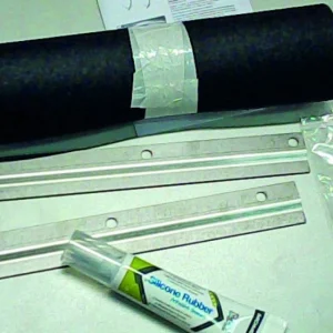 KIT TELA ABRASIVA PELAPATATE completo di collante e guide altezza 325 mm - lunghezza 445 mm