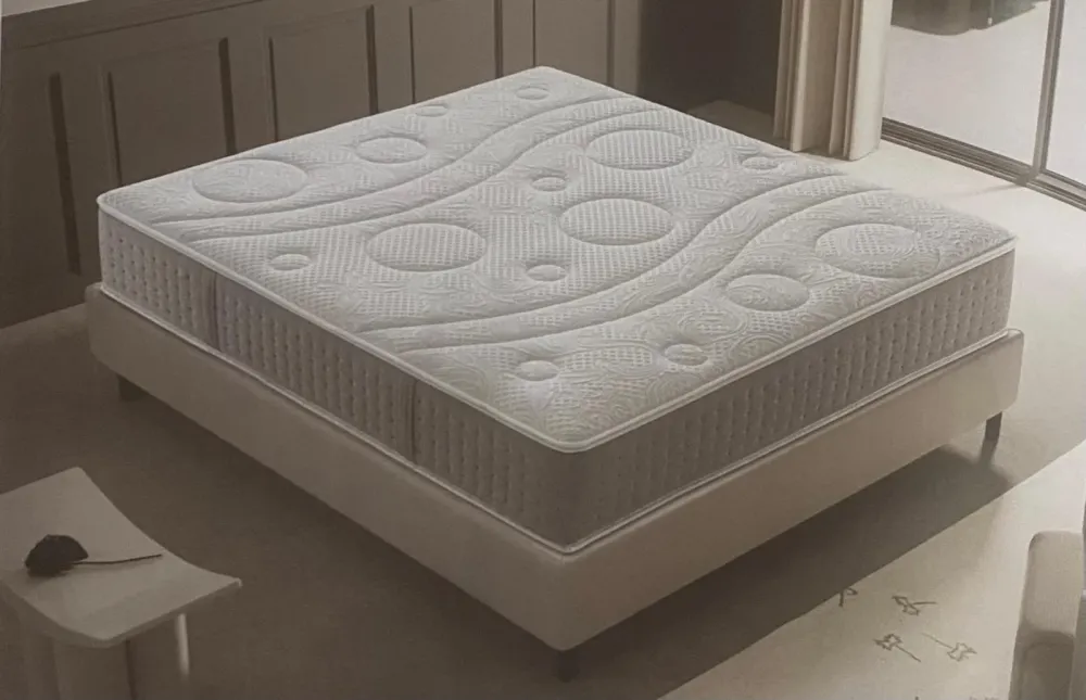 Materasso 3 Strati Sfoderabile Memory Gel, Foam e Poliflex 160x190 cm