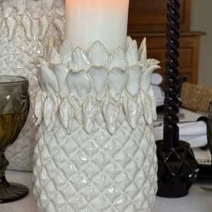 Portacandele dal design forma di ananas bianco