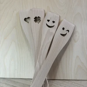 Set Utensili da Cucina Legno con Intagli Decorativi – AVcreation