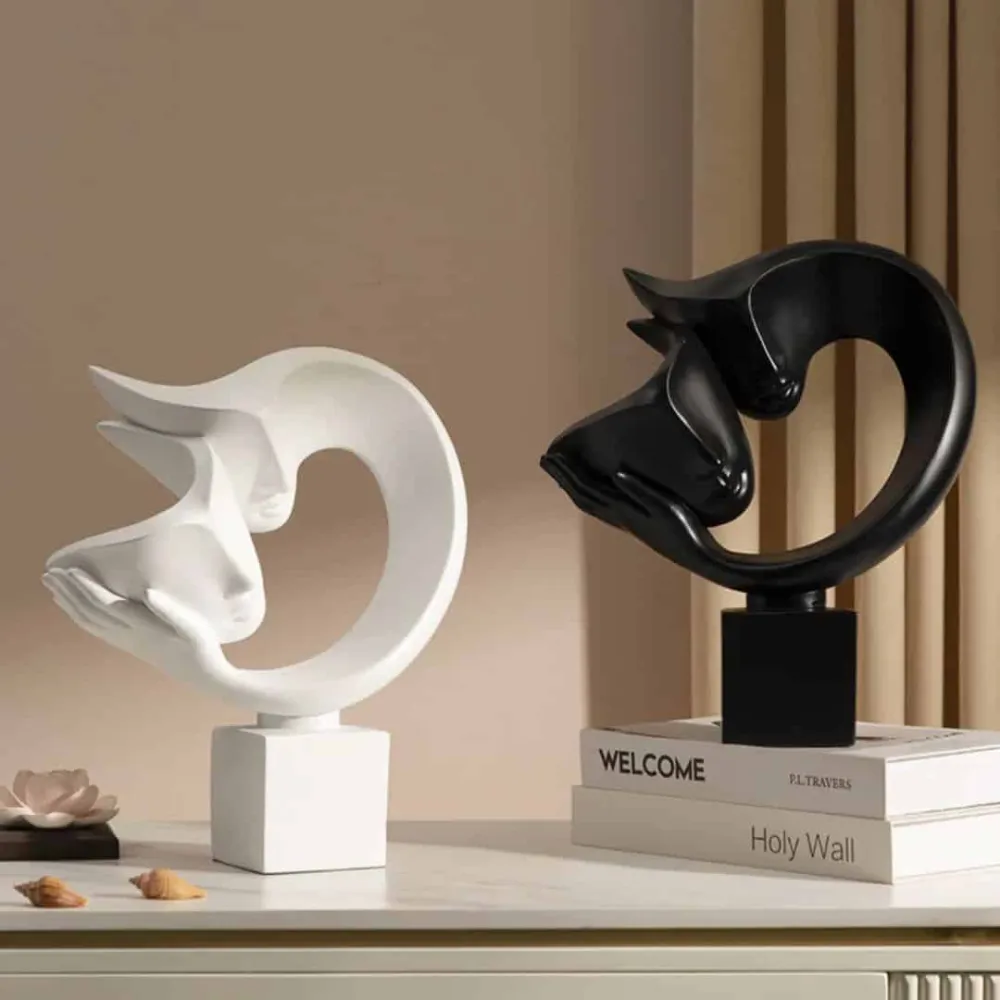 Statua astratta di coppia resina bianca 27 cm