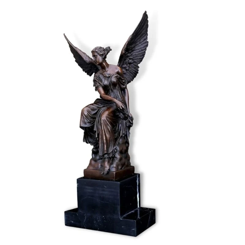 Statua di bronzo di Atena