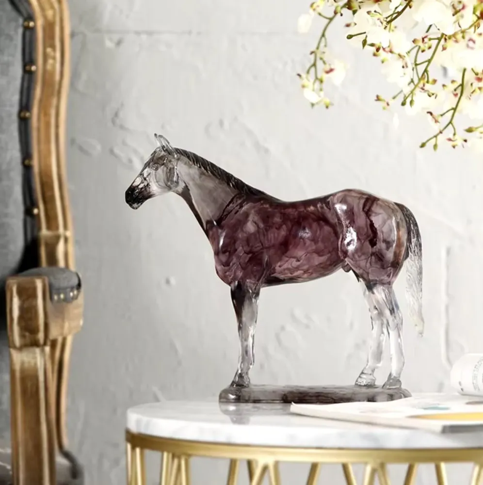 Statua di cavallo resina trasparente 23 cm
