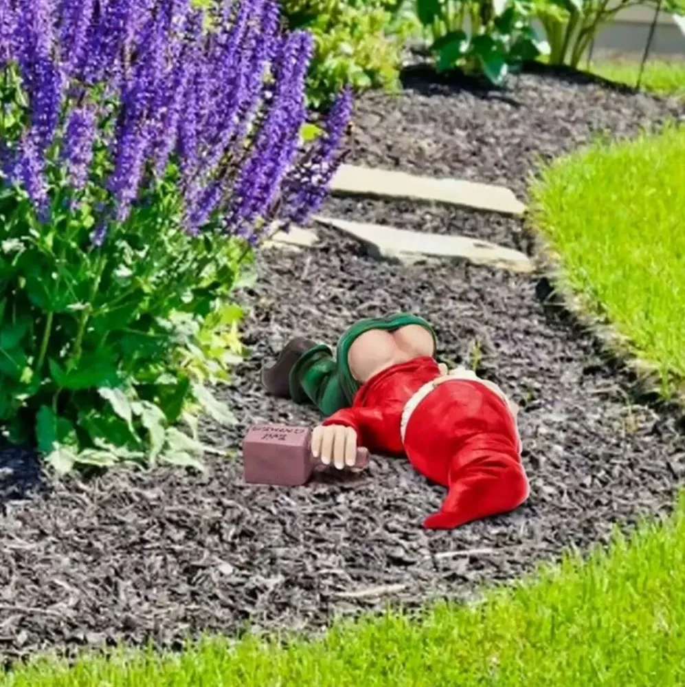 Statua di gnomo da giardino ubriaco 12 cm