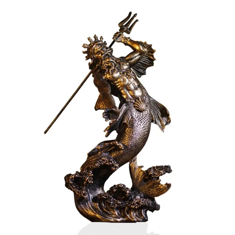 Statua di Poseidone sul mare Guerriero