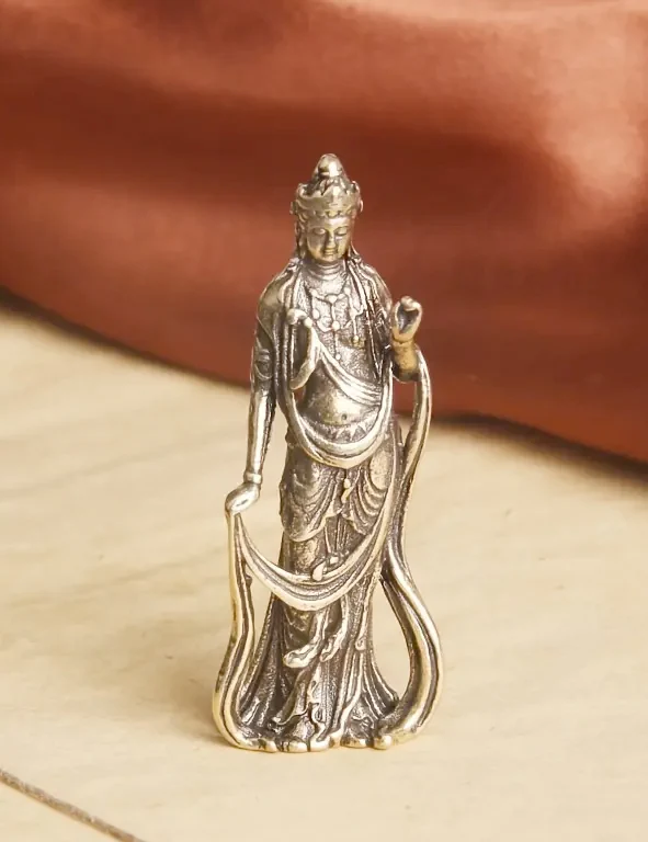 Statua - Quan Yin ottone