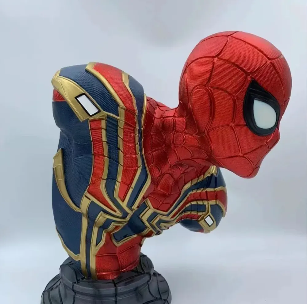 Statuetta resina di Spider-Man Iron Spider