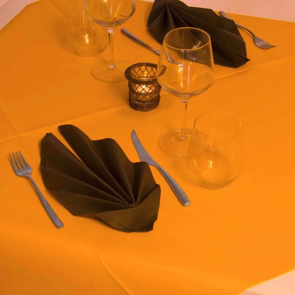Tovaglia Tnt Arancio Superior cm. 120X120 - 120 pz.
