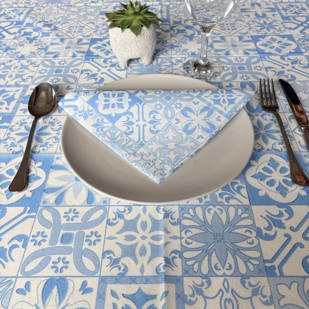 Tovaglia Tnt Maiolica Blu Fibracel cm. 100x100 - 100 pz.