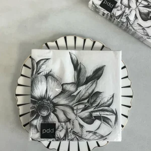 Tovaglioli grandi con fiori bianchi e neri
