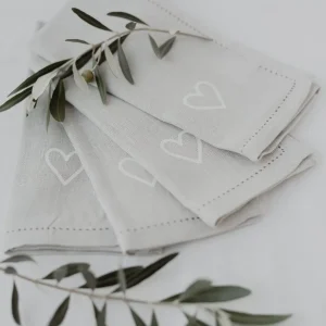 Tovaglioli lino con cuore bianco