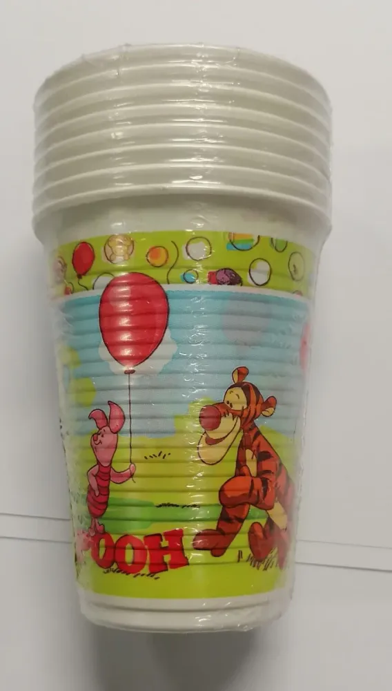 8 BICCHIERI PLASTICA TEMA WINNYE POOH 200ML