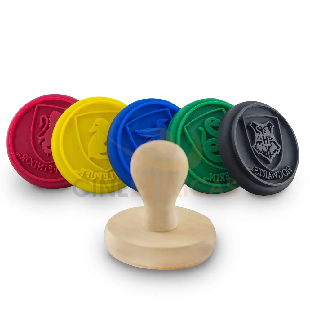 Set di 5 timbri per biscotti intercambiabili di Hogwarts Houses Cinereplicas EU