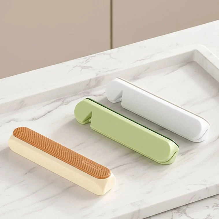 CHOPGUARD – Aiuto per il taglio con sistema di bloccaggio esteso e protezione di sicurezza Cozey Maison