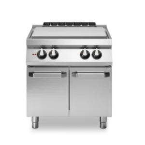 Cucina tuttapiastra elettrica 4 zone su vano con porte Cod. R70/80TPE/P