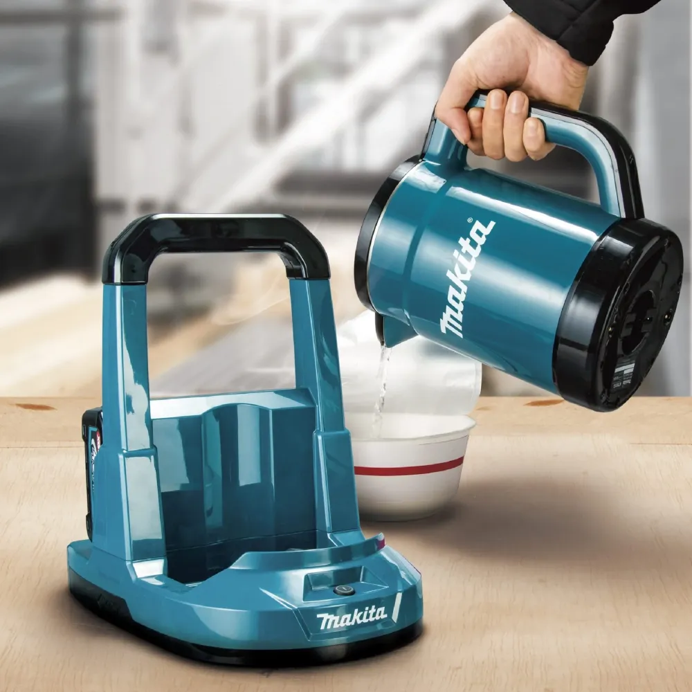 Makita Kettle Ricaricabile 40Vmax KT001GZO Verde Oliva Batterie e Caricatore Venduti Separatamente