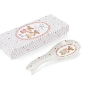 Nuvole di Stoffa Poggiamestolo porcellana con orsetto + scatola "Sweet Bear" 24 cm 2 varianti(1 unità)