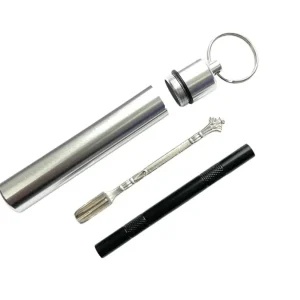 XL Scatola per pillole alluminio con portachiavi – Argento, inclusa tubo nero opaco e cucchiaio argento V5
