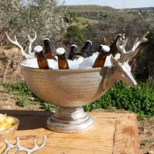 Secchiello per champagne argento con piede intagliato e design di cervo