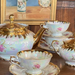 Servizio da tè Tirschenreuth Bavaria per 12 persone porcellana iridescente con oro e decoro floreale