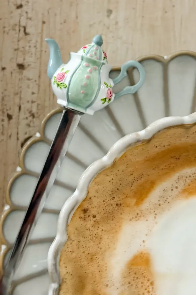 Set di cucchiaini e forchette da tè dal design speciale