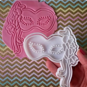 Stampo per biscotti forma di Maschera Carnevale 9