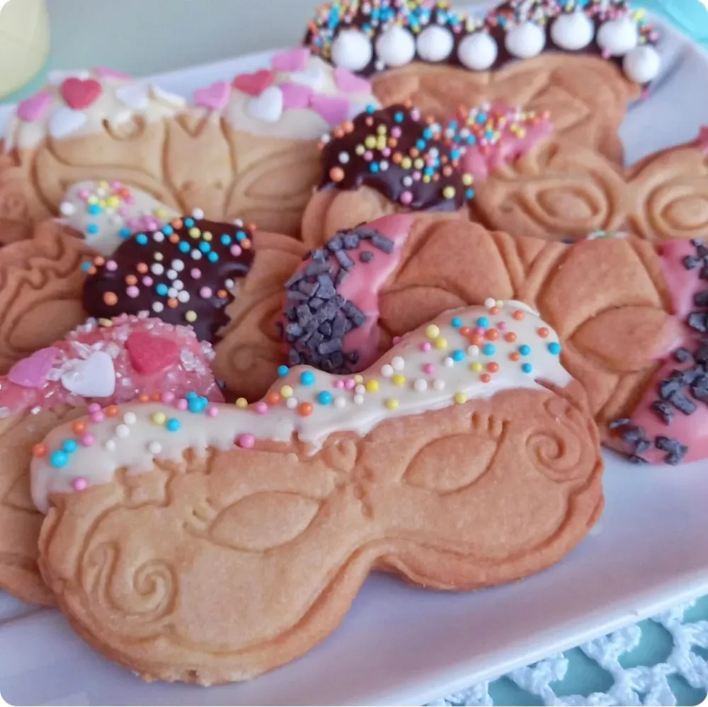 Stampo per biscotti forma di Maschera Carnevale 6