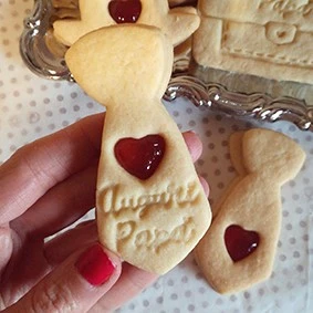 Stampo per biscotti forma di Set Cravatta papà (profilo cravatta + cuore)