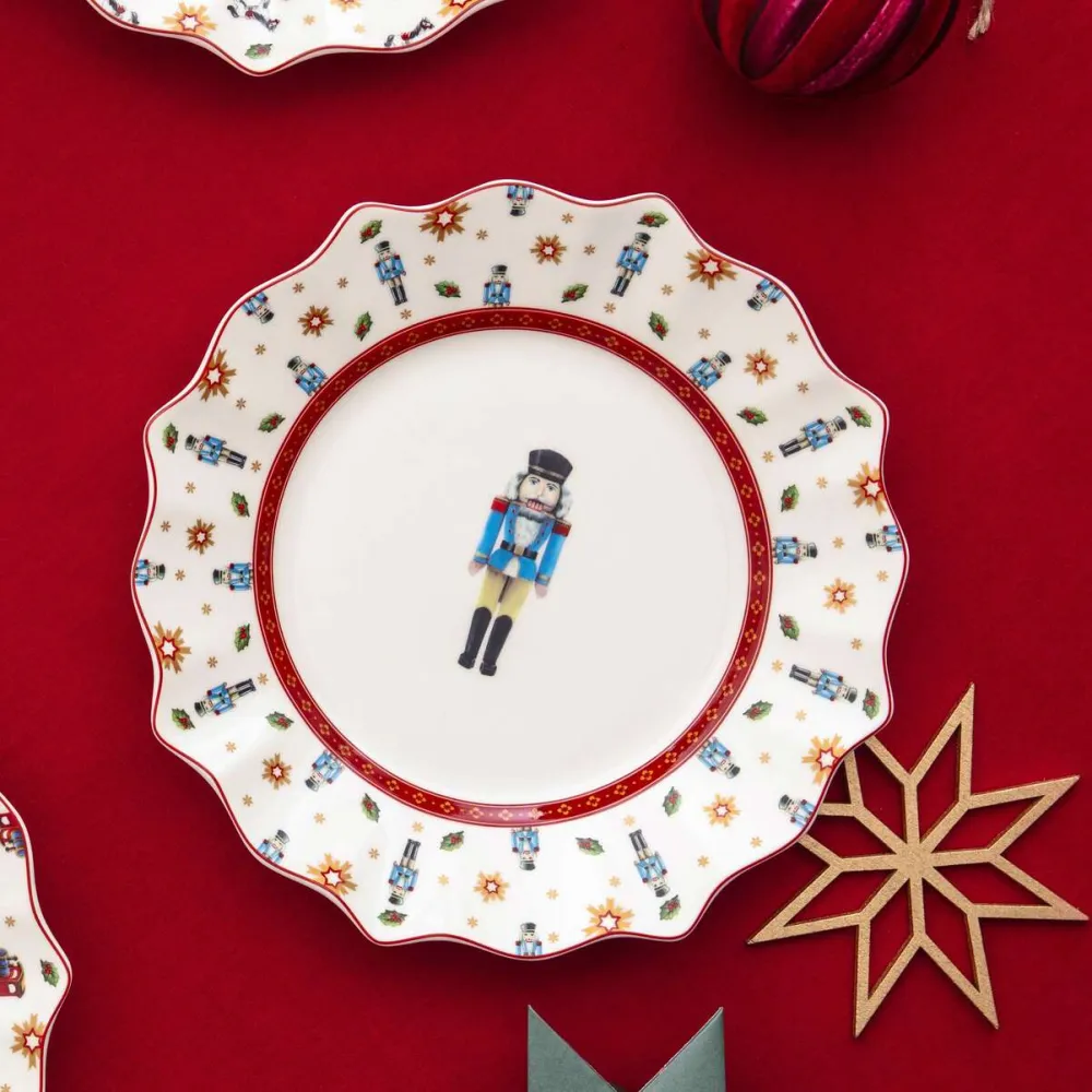 VILLEROY & BOCH Toy's Delight Set da Colazione 6 Pezzi Schiaccianoci Porcellana