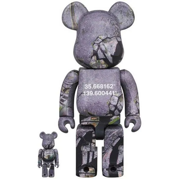 Set Bearbrick 400% & 100% - Tokyo Overview (Benjamin Grant)