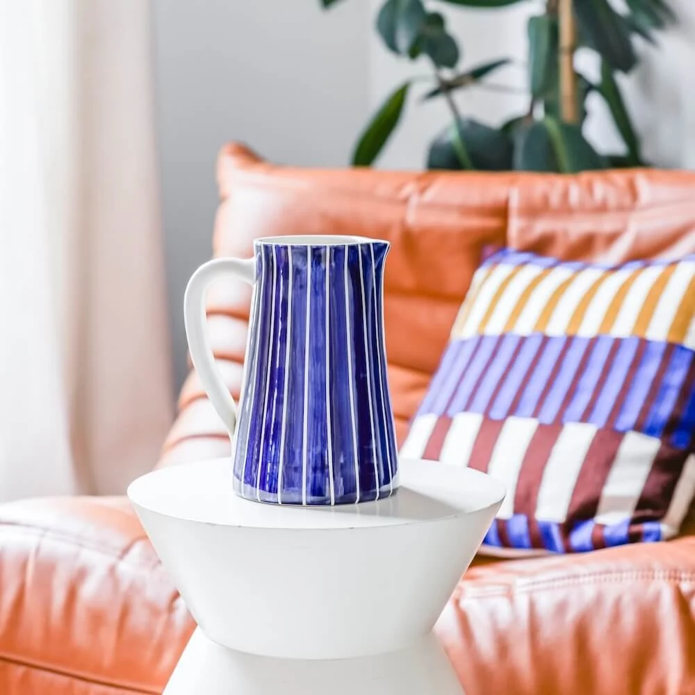 Brocca strisce blu