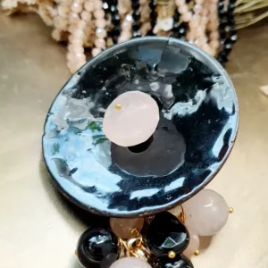 Girocollo cristallini neri e champagne, con disco seme, quarzo citrino e onice