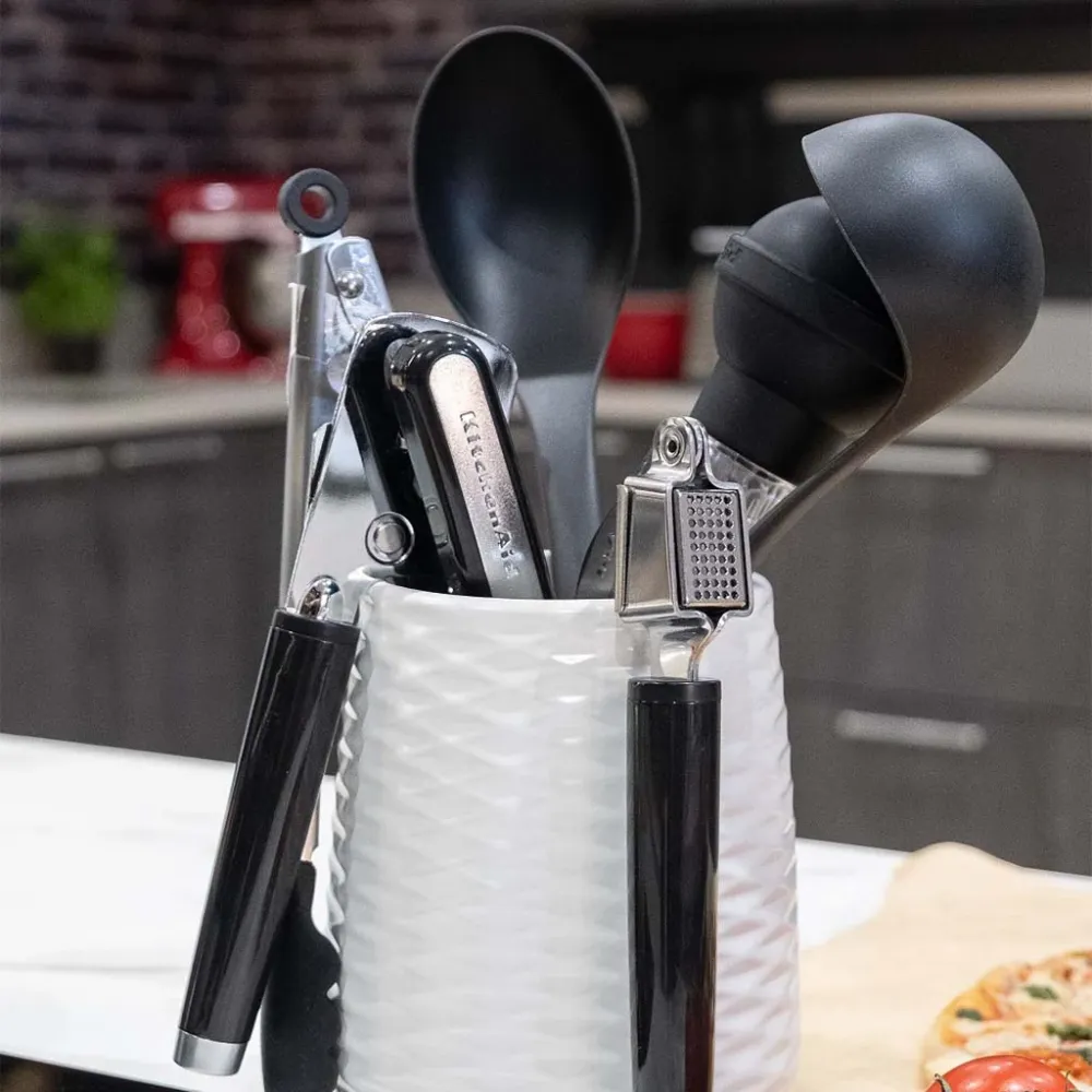 Set di Misurini Set di 15 utensili da cucina neri KitchenAid