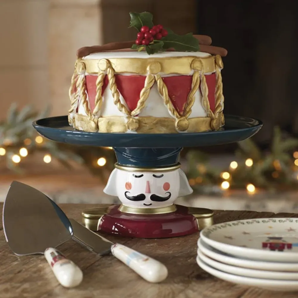 Alzata per torta della collezione Schiaccianoci di KitchenCraft