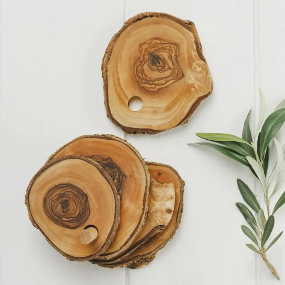 Set di 6 sottobicchieri legno d’olivo con supporto Selbrae