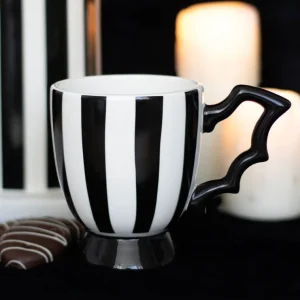 Tazza Bianca e Nera con manico ad ala di pipistrello