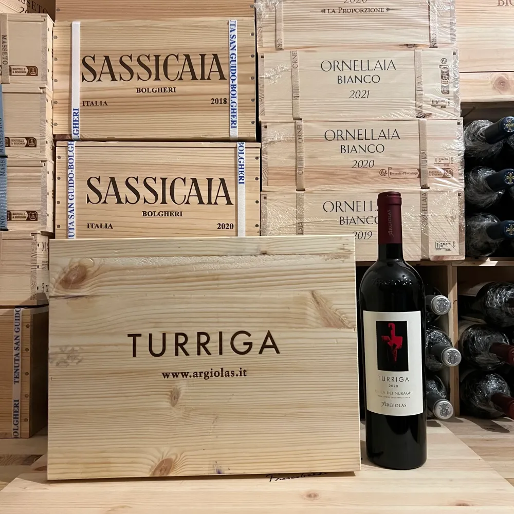 Turriga 2020 Isola dei Nuraghi IGT Argiolas - Cassa Legno 6 Bottiglie